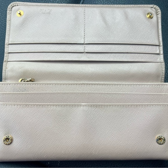 Prada Taupe Wallet with Bow Detail - Picture 4 of 9